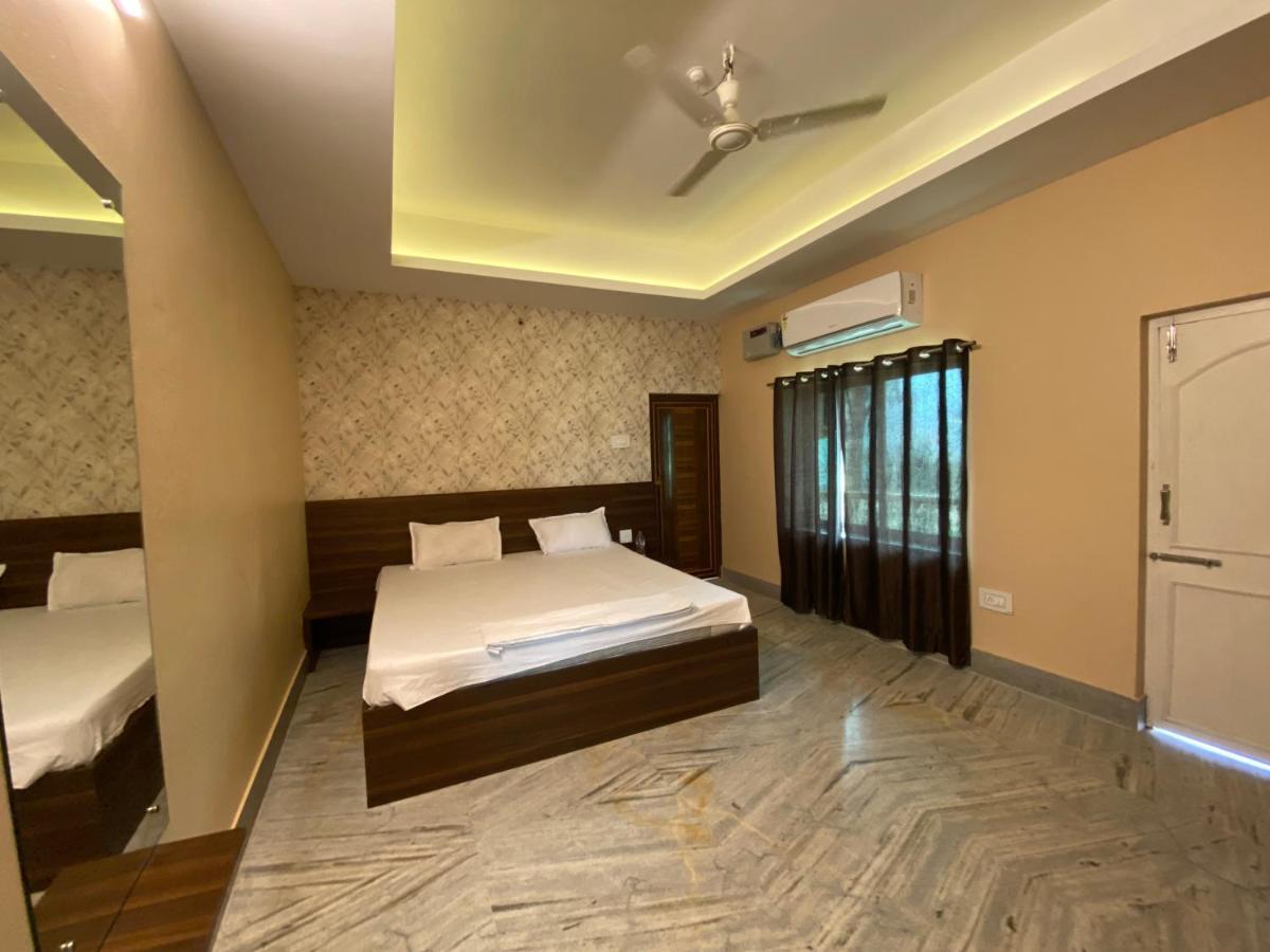Hotel Aavaas Puri Exterior foto